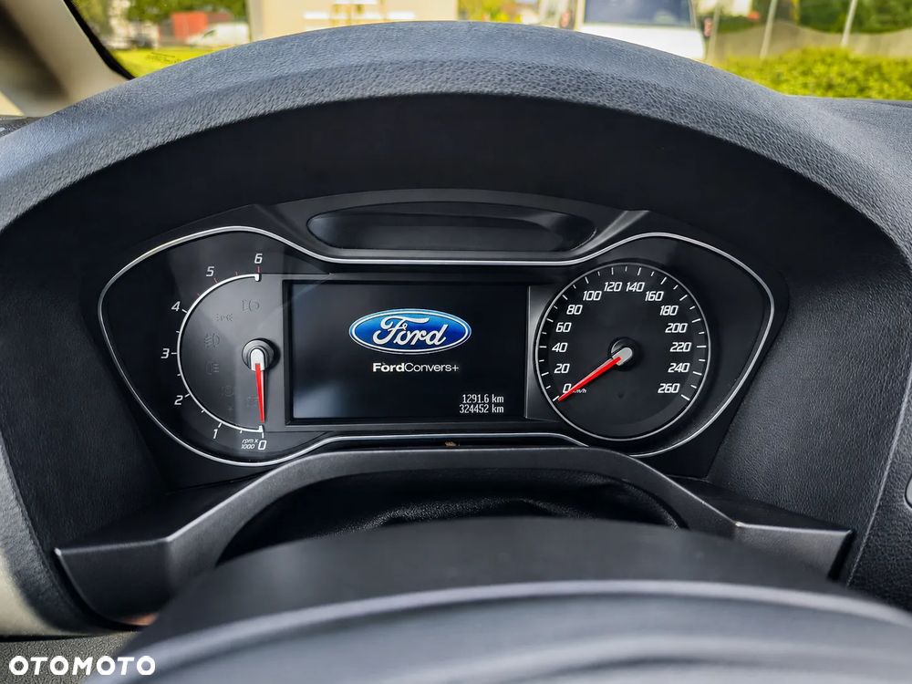 Ford Galaxy 2.0 TDCi Platinium X (Titanium) MPS6 - 19