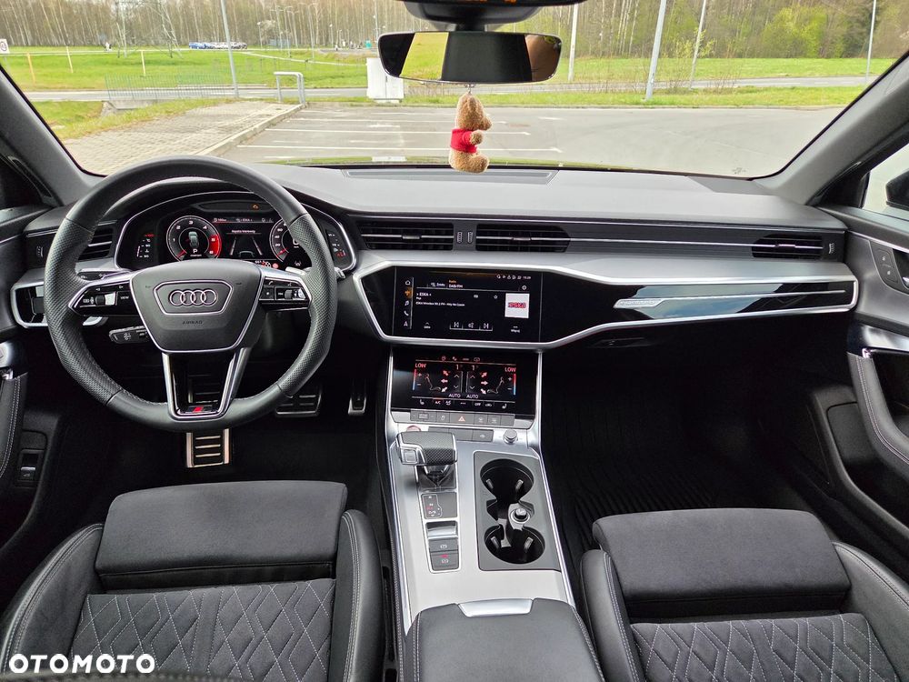 Audi S6 Avant - 25