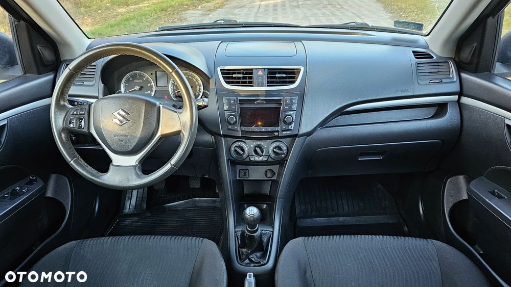 Suzuki Swift 1.3 DDiS Club - 10