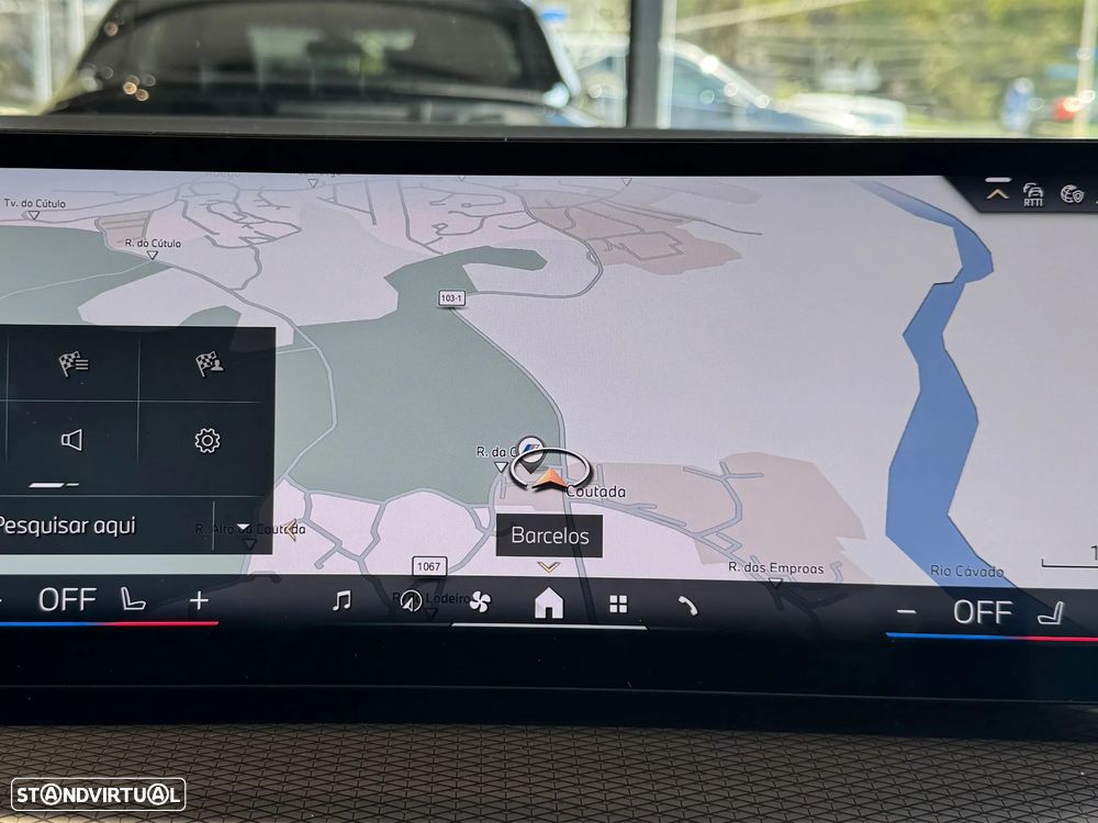 BMW i4 eDrive40 Pack Desportivo M - 9