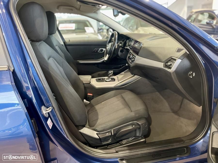 BMW 330 e Corporate Edition Auto - 31