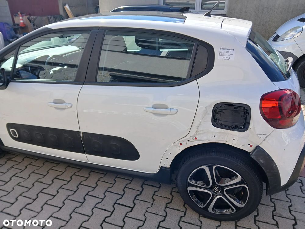 Citroën C3 1.2 PureTech Shine - 6