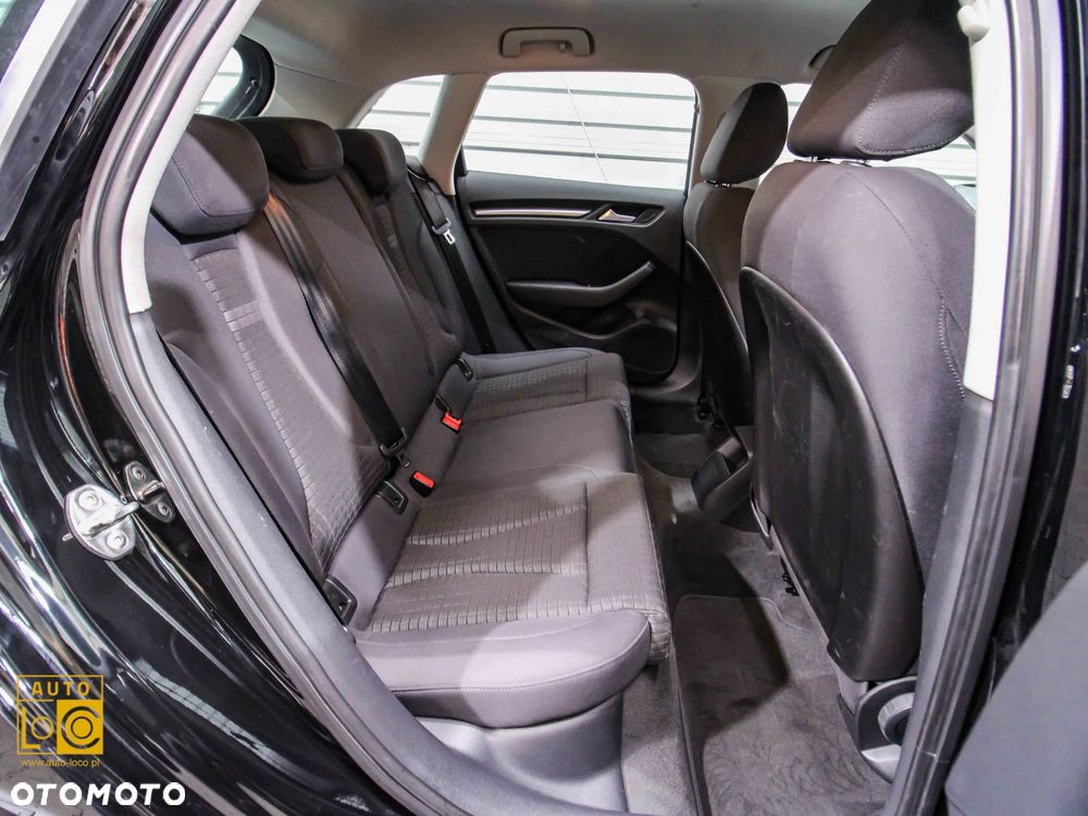 Audi A3 Sportback 1.8 TFSI S tronic S line Sportpaket - 11