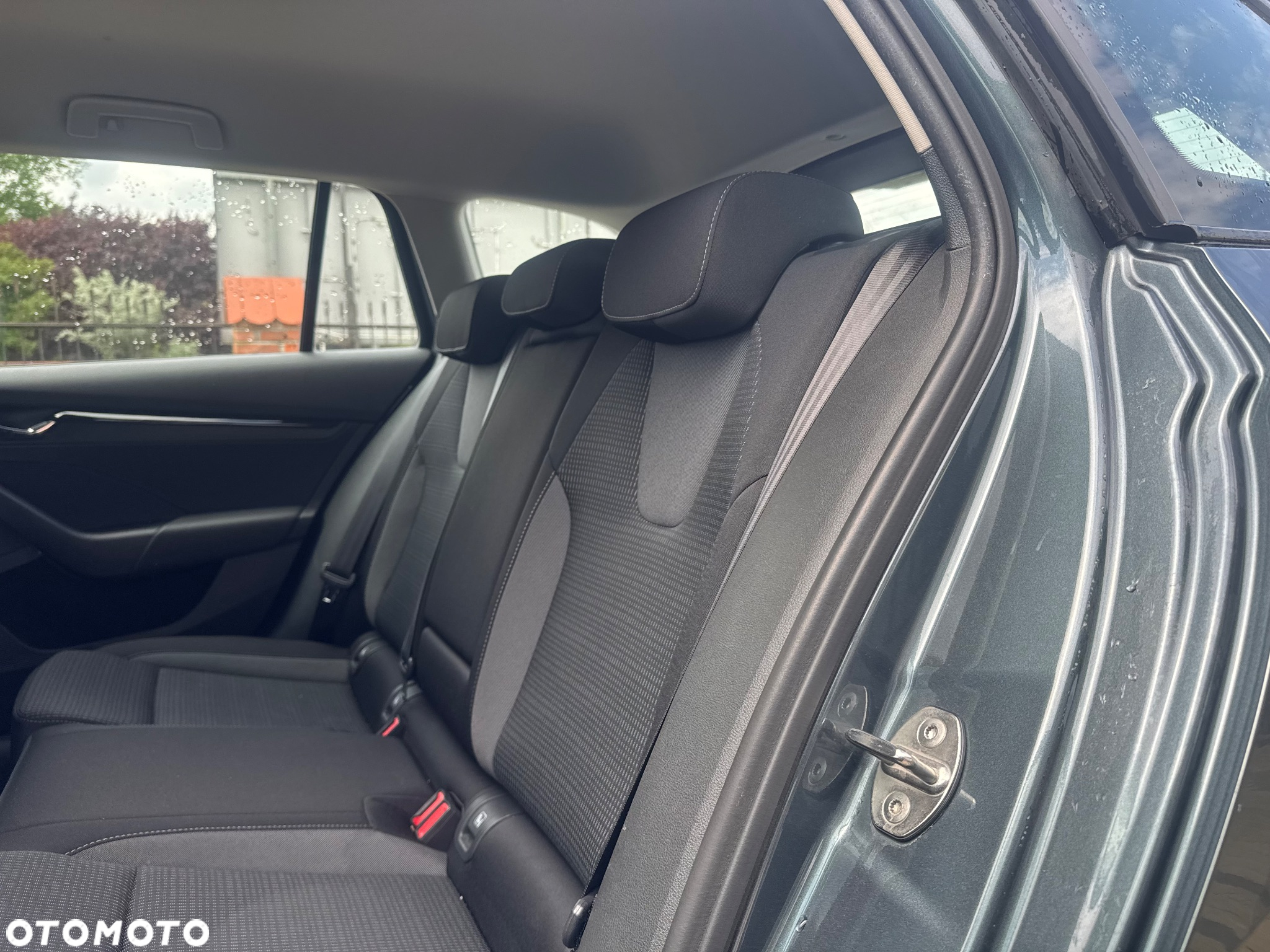 Skoda Octavia 2.0 TDI Style DSG - 23