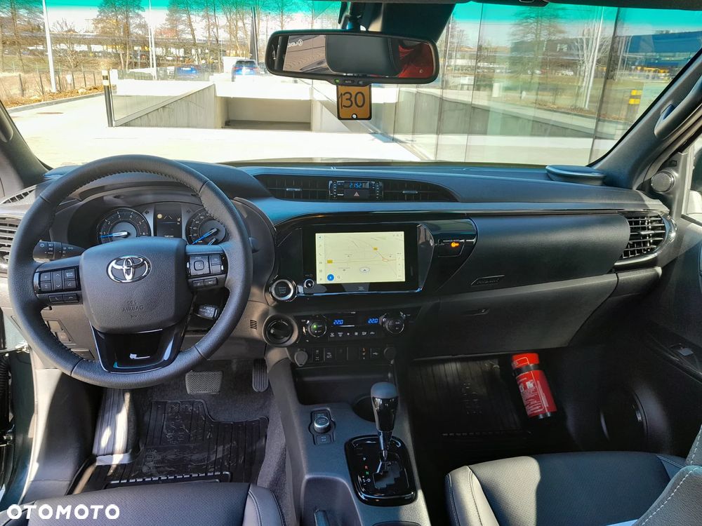 Toyota Hilux 2.8 D-4D Double Cab Invincible 4x4 - 9