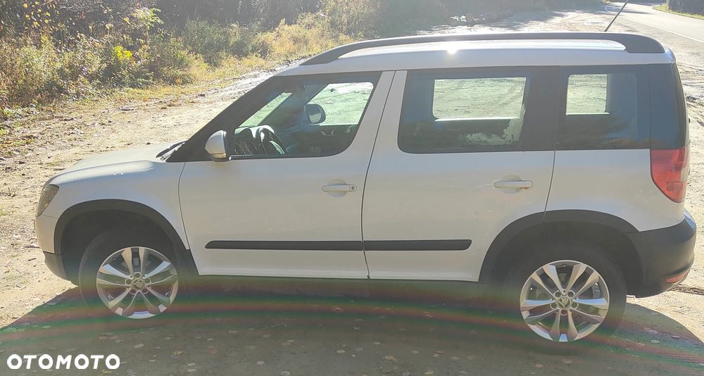 Skoda Yeti 2012 photo 5