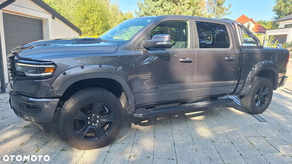 RAM 1500 5.7 Crew Cab Bighorn - 12