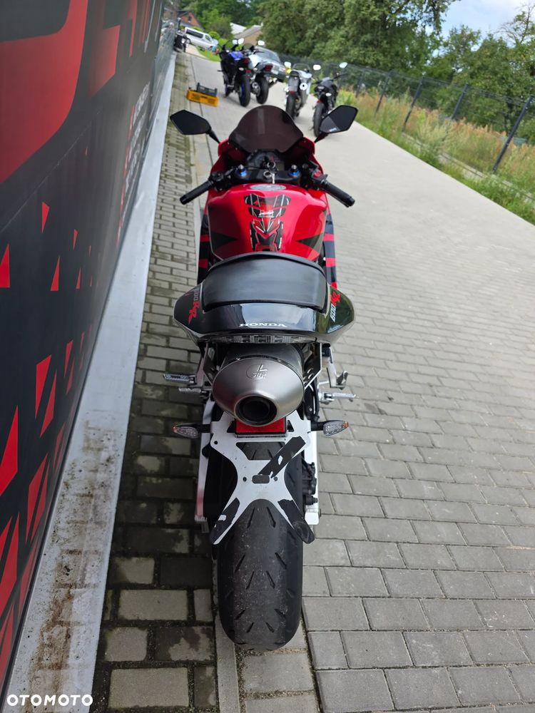 Honda CBR - 31