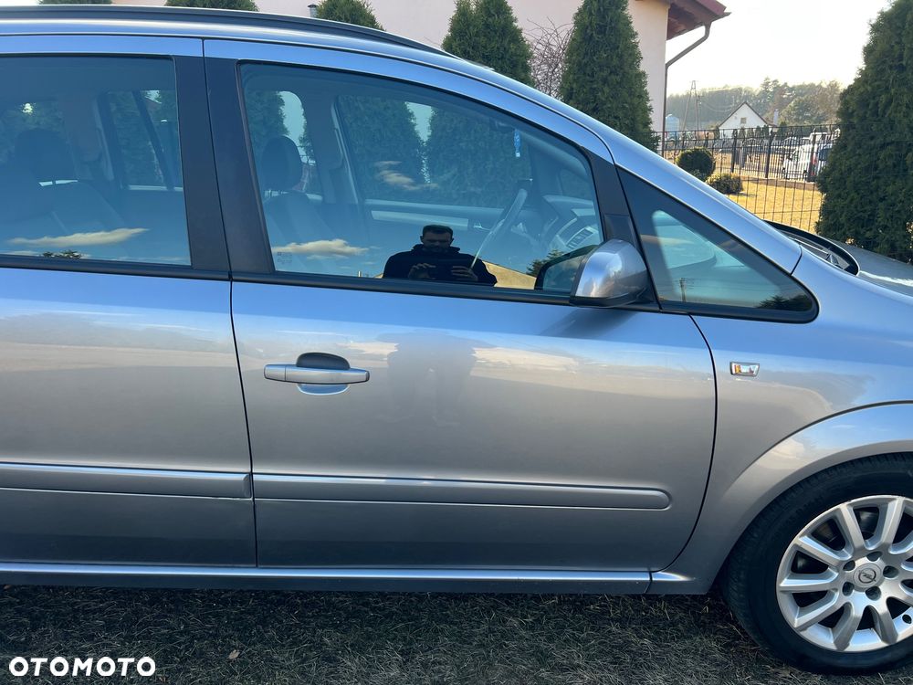 Opel Zafira 1.6 ecoFLEX Family - 12