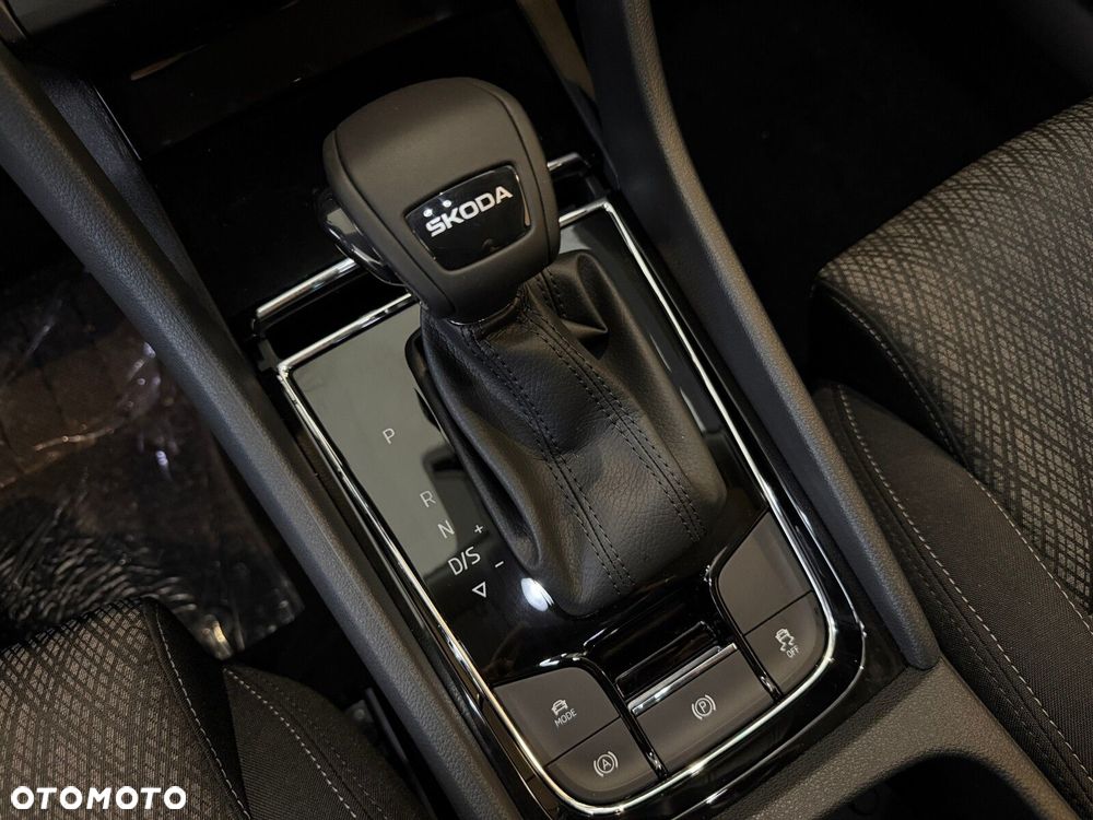 Skoda Karoq 1.5 TSI ACT Drive DSG - 22