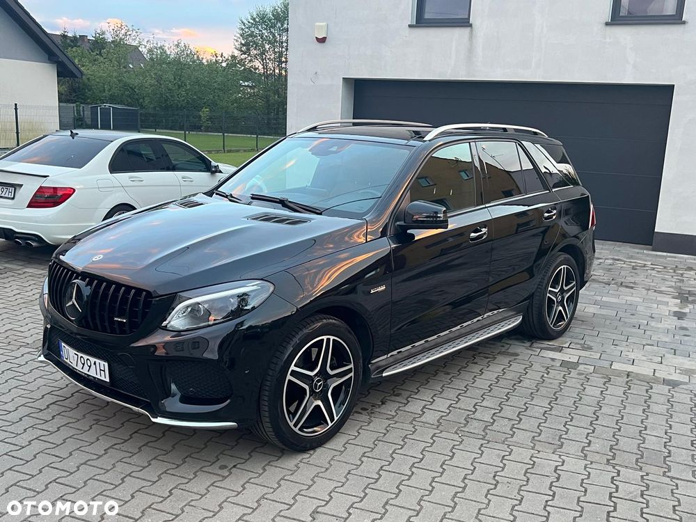Mercedes-Benz GLE AMG 43 4Matic 9G-TRONIC AMG Line - 2