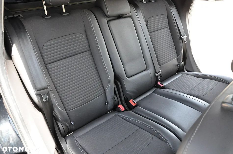 Ford Kuga - 21
