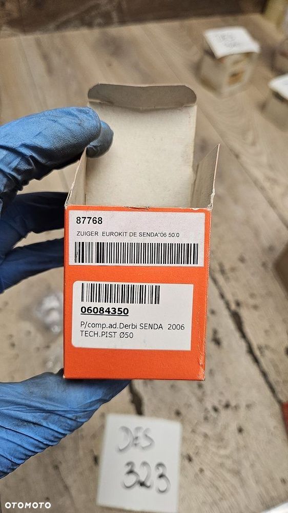 Tłok pierścień sworzeń Derbi Senda  06084350 - 10