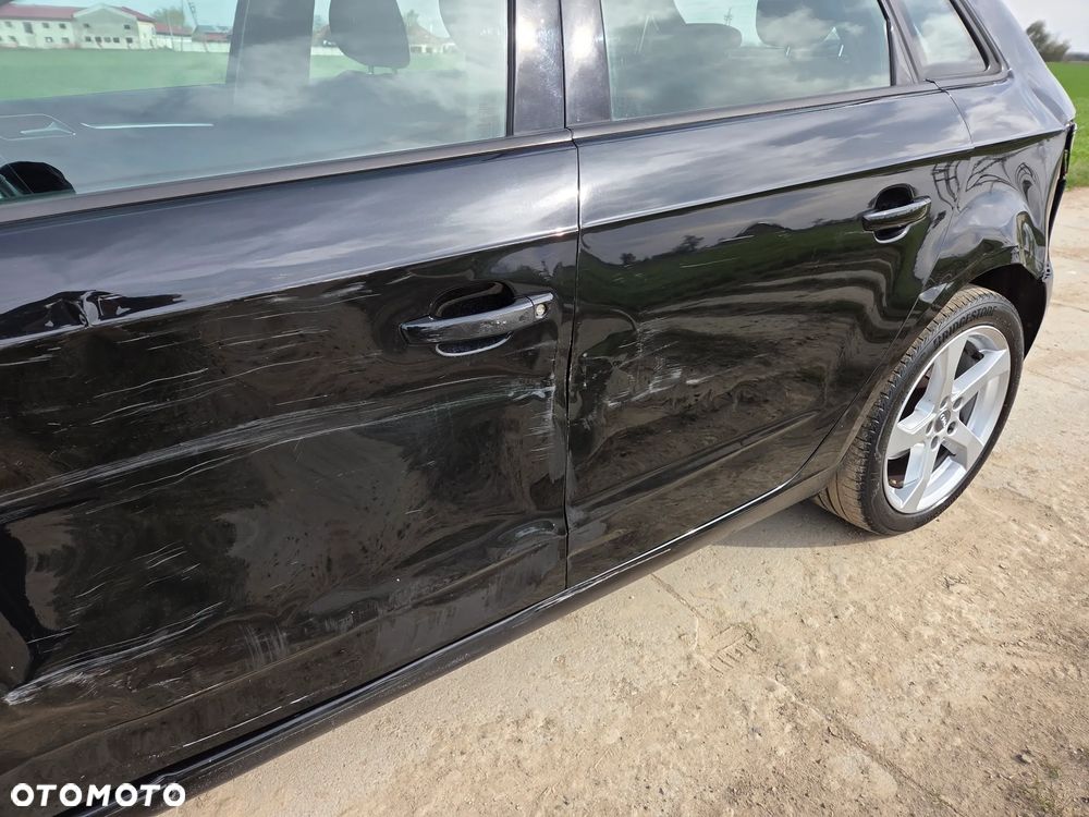 Audi A3 Sportback 1.4 TFSI S tronic Ambiente - 15