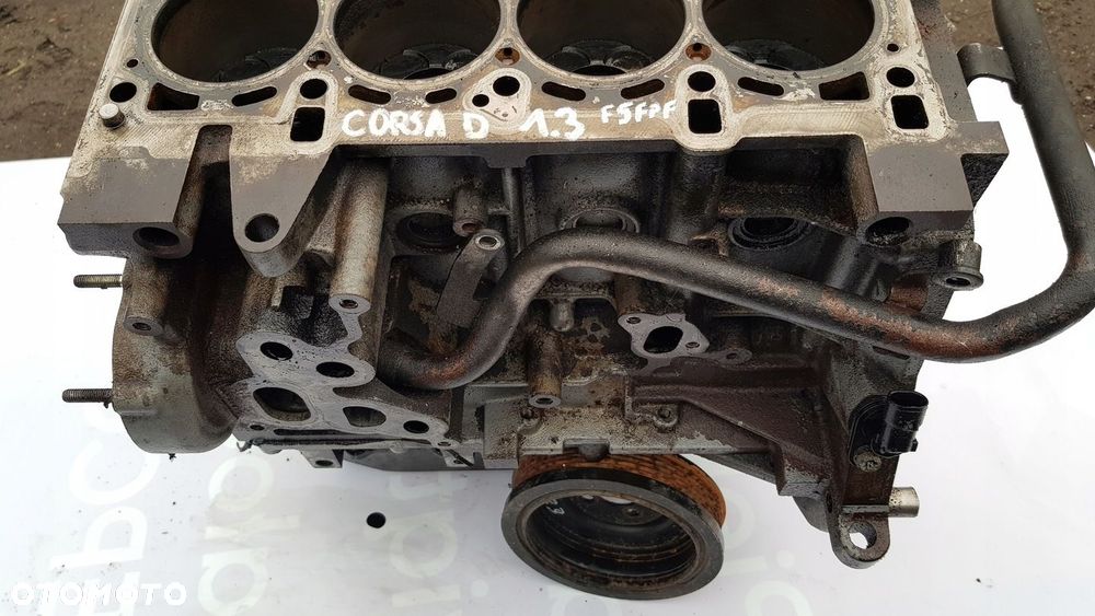 blok silnika Opel Corsa D 1.3 CDTI z13dtj - 2