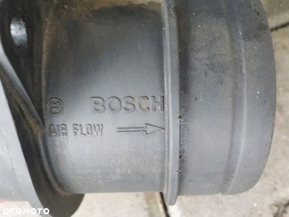 VW T5 2.5 TDI PRZEPŁYWOMIERZ PRZEPŁYWKA BOSCH - 3