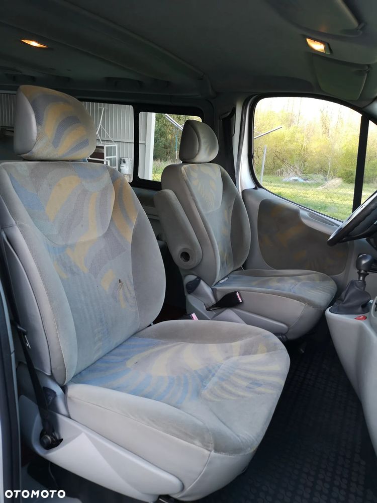 Renault Trafic - 17