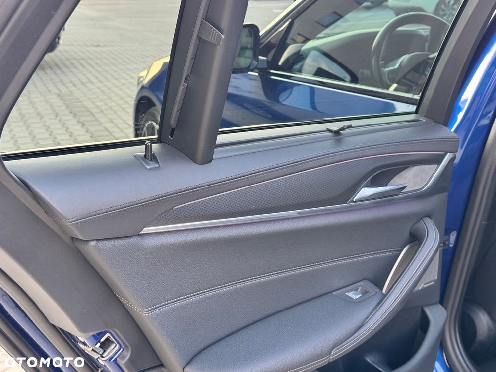 BMW Seria 5 530i xDrive mHEV M Sport sport - 33