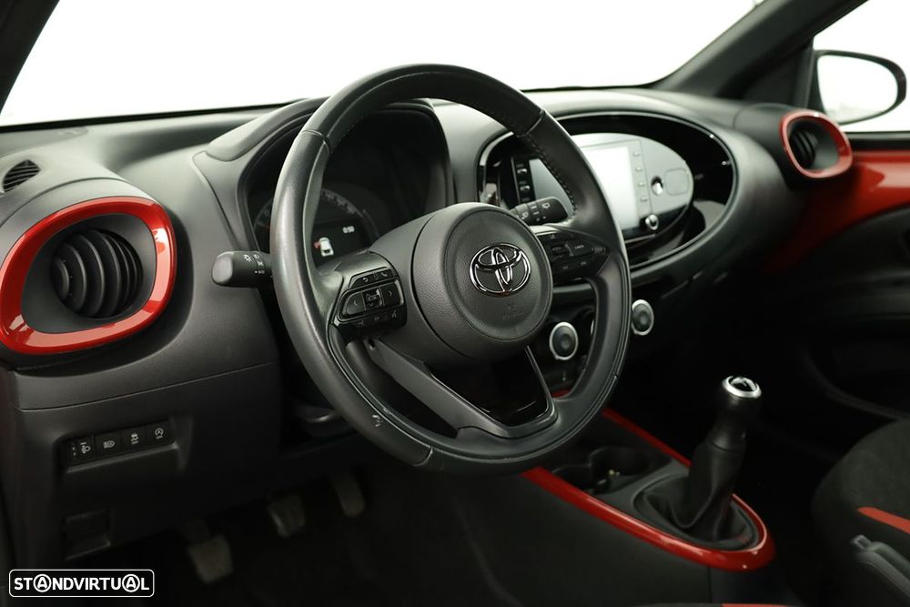 Toyota Aygo 1.0 X-Play - 7