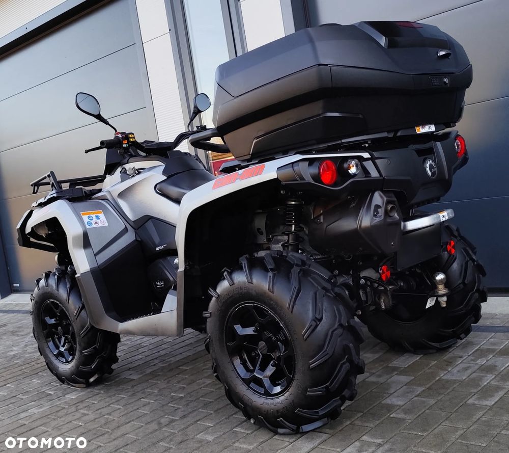 Can-Am Outlander - 5