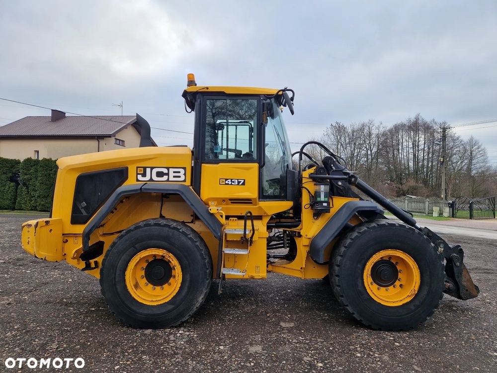 JCB 437 HT - 19