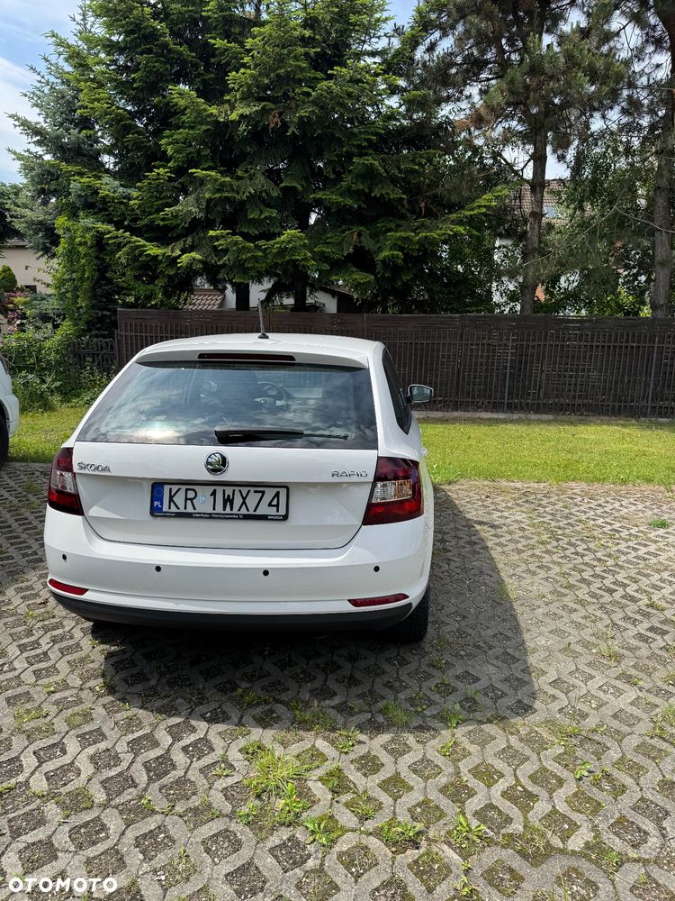 Skoda RAPID 1.0 TSI Active - 10