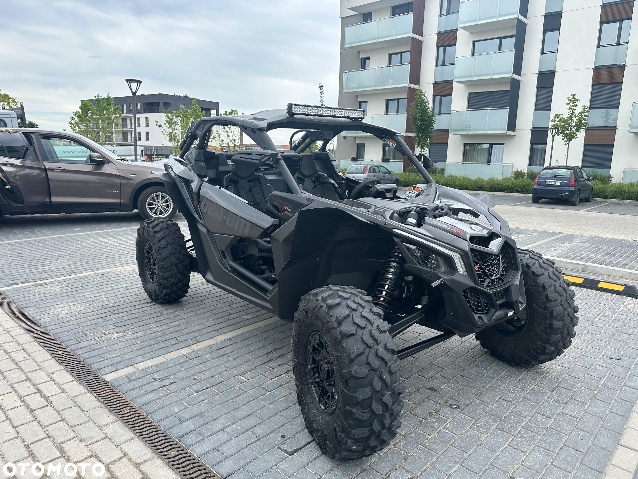 Can-Am Maverick - 2