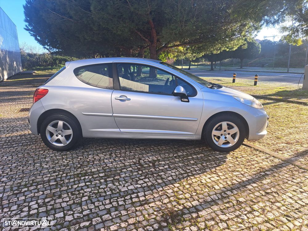 Peugeot 207 1.4 16V Sport - 10