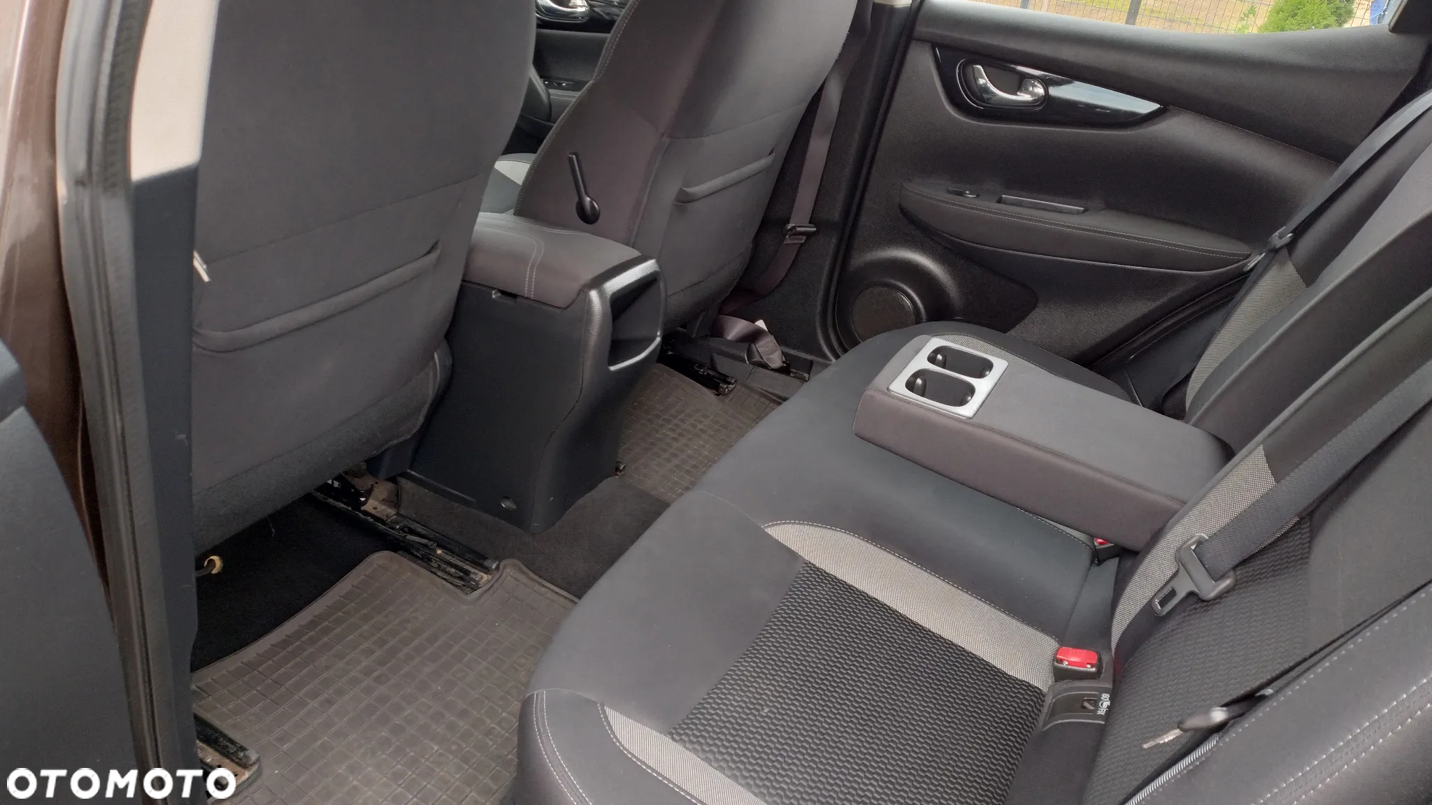 Nissan Qashqai 1.2 DIG-T Acenta EU6 - 4
