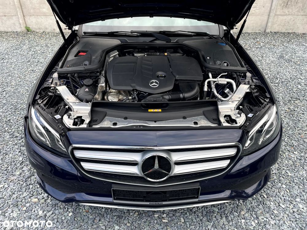 Mercedes-Benz Klasa E 220 d 4Matic 9G-TRONIC Avantgarde - 13