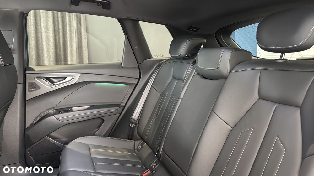 Audi Q4 e-tron - 17