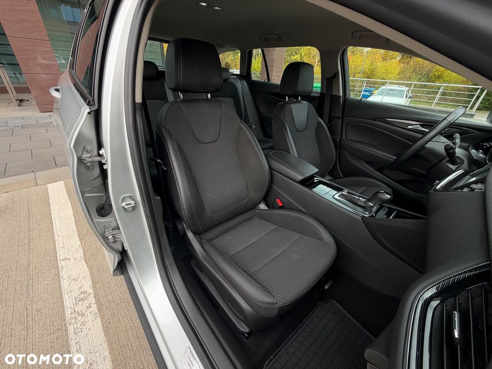Opel Insignia 1.5 T Innovation S&S - 13