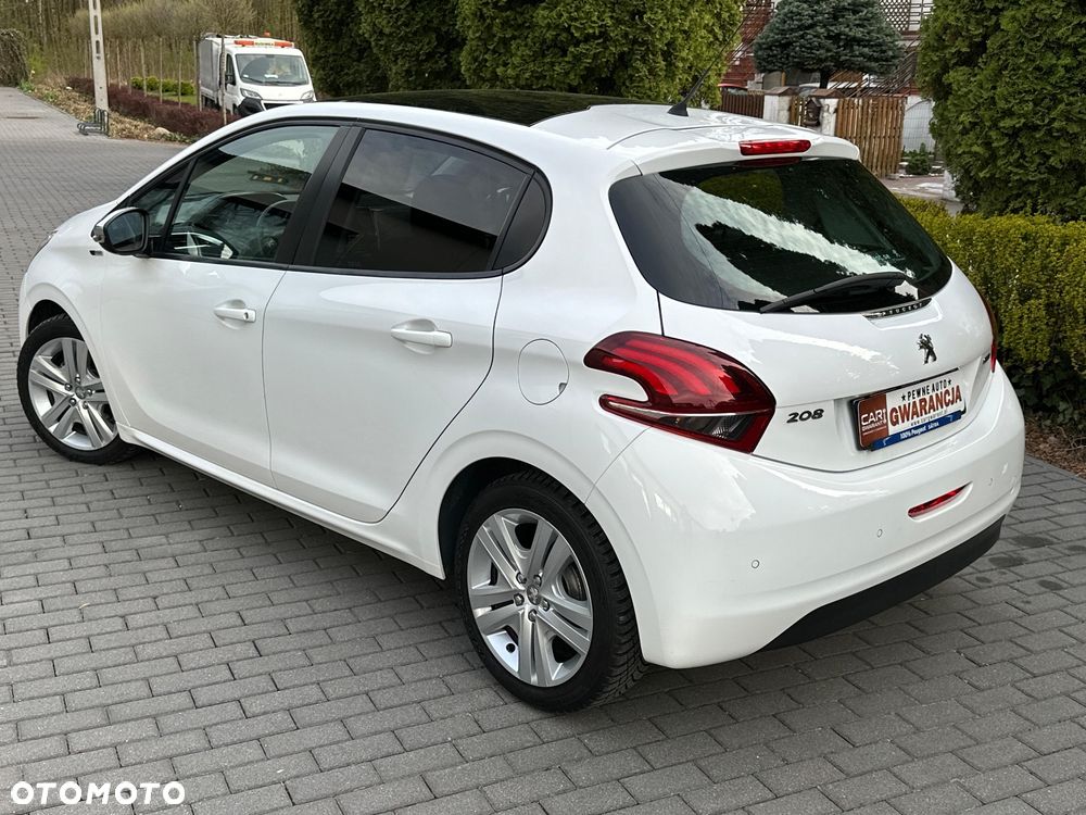 Peugeot 208 - 7