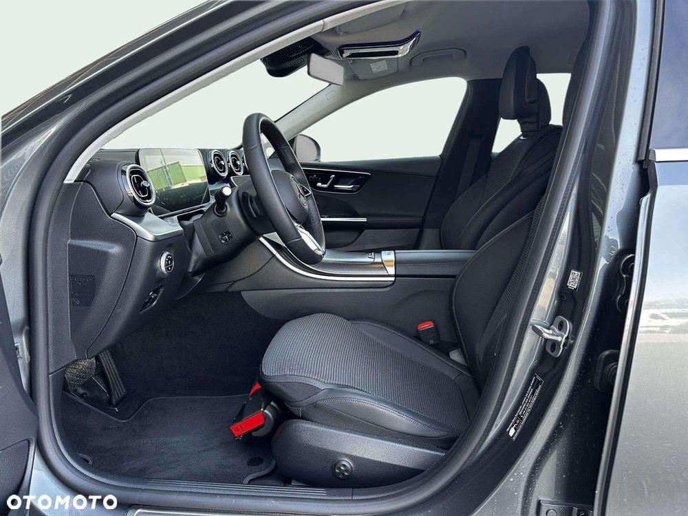 Mercedes-Benz Klasa C 300 de PHEV 4-Matic Avantgarde - 8