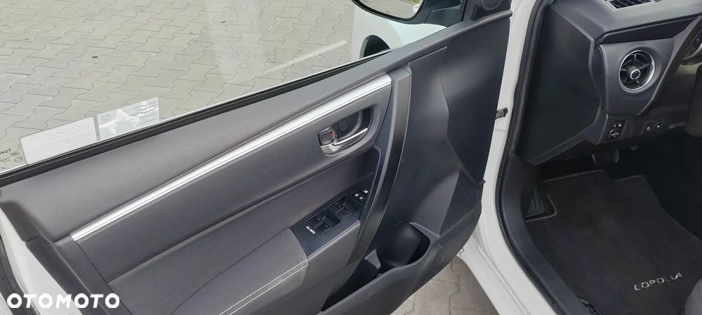 Toyota Corolla 1.6 Prestige MS EU6 - 10