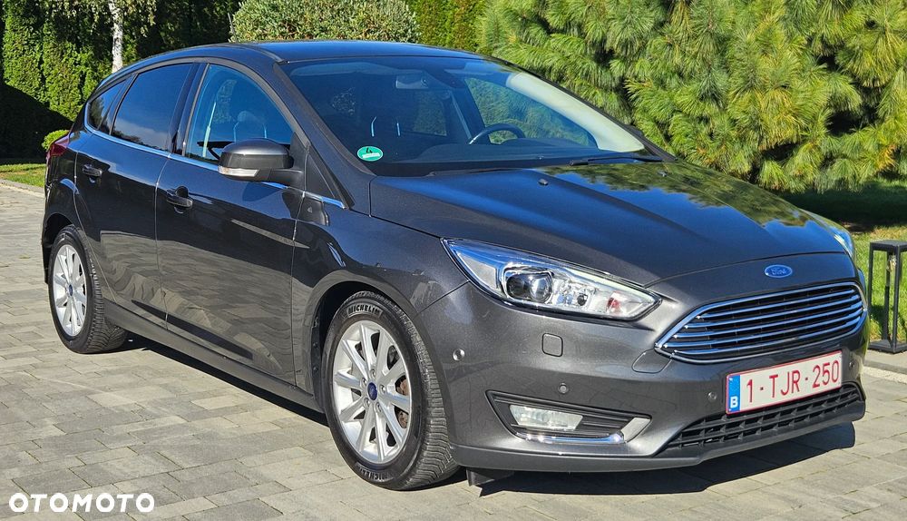 Ford Focus - 37