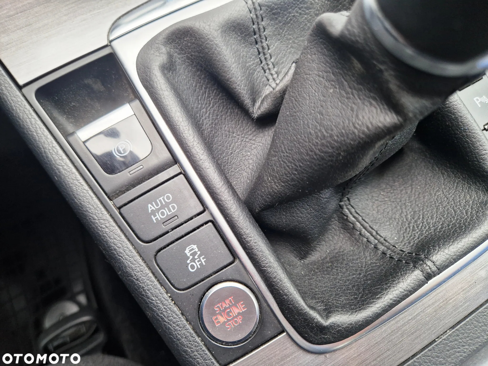 Volkswagen Passat 2.0 TDI Highline - 15
