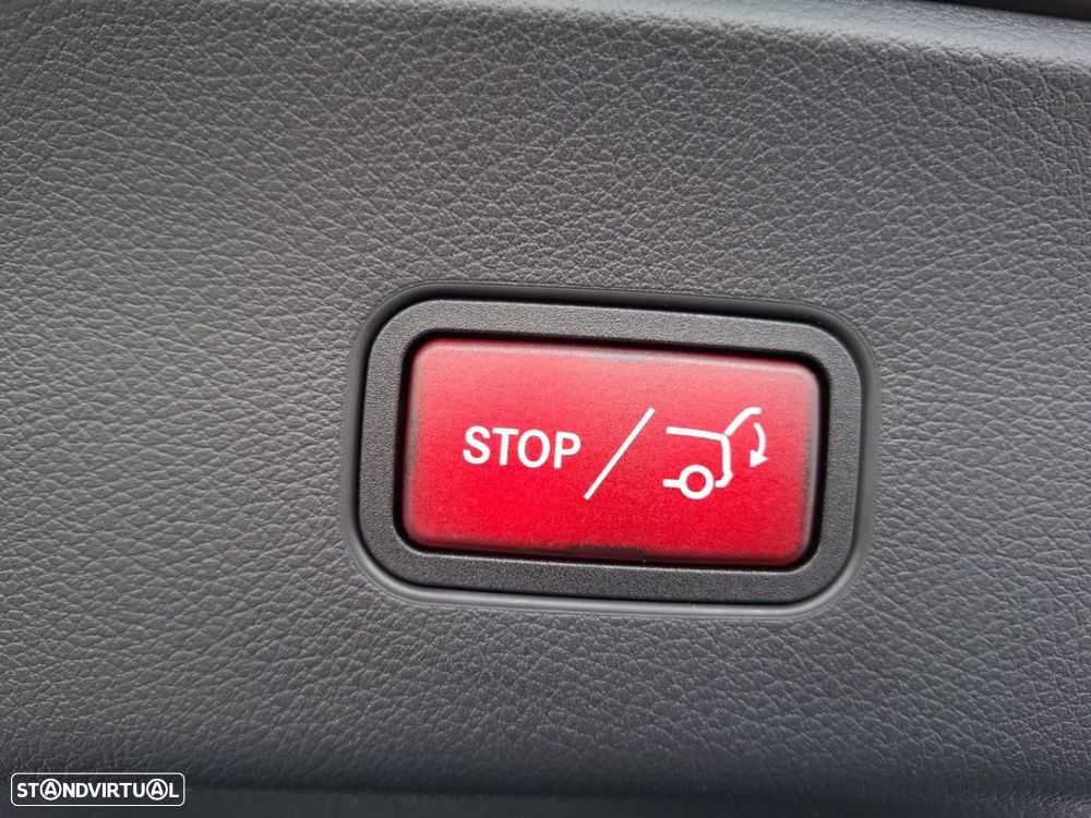 Mercedes-Benz GLC 300 e Coupe 4Matic - 27