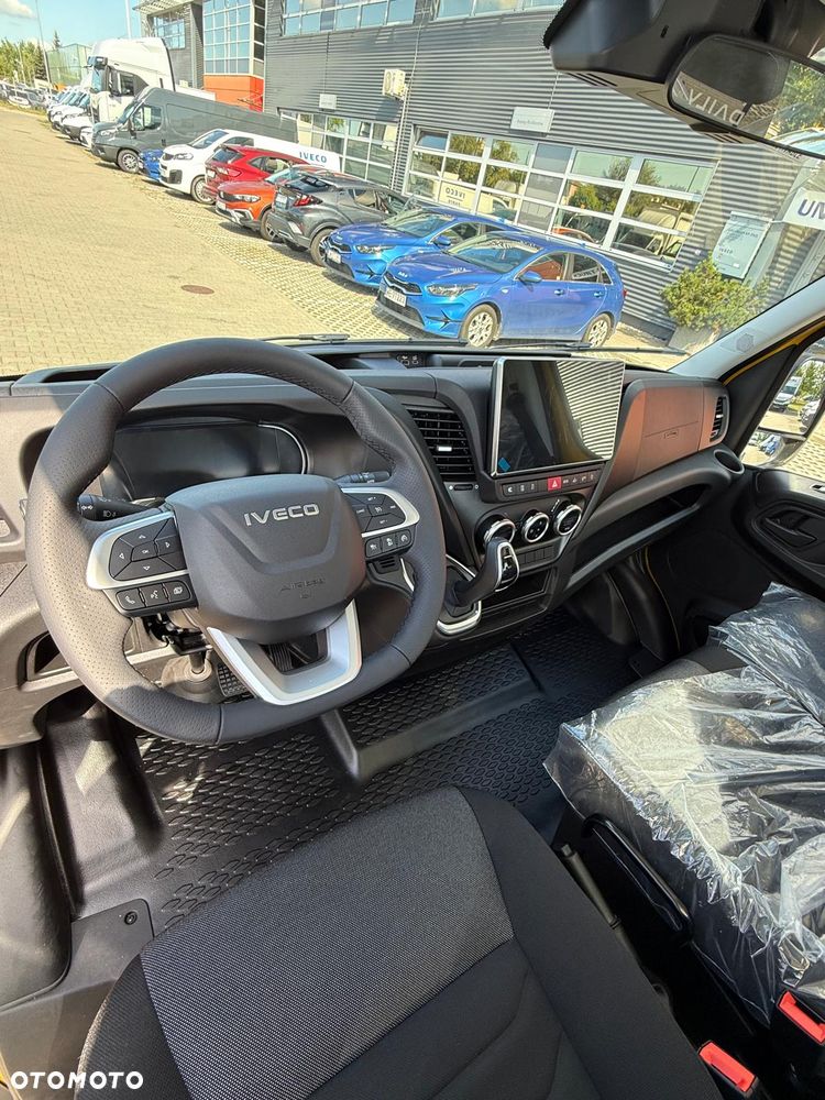 Iveco OSTATNIA W TEJ CENIE - OD RĘKI - SKRZYNIA AUTOMAT HAK 3500kg - 26