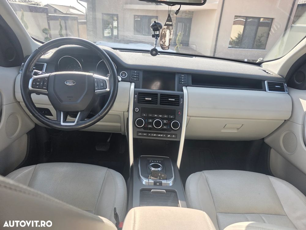 Land Rover Discovery 2.0 L TD4 HSE - 11