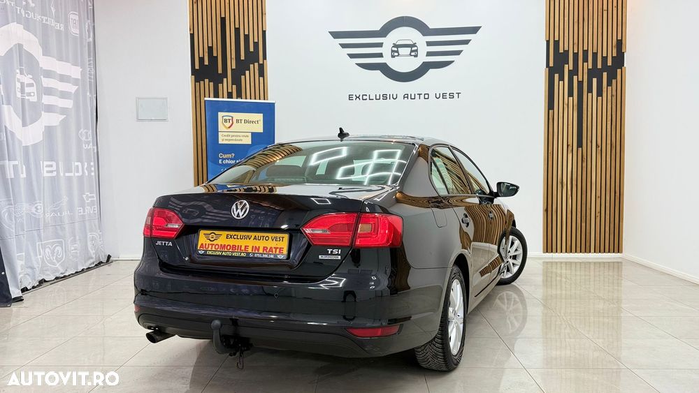 Volkswagen Jetta 1.2 TSI Comfortline - 5