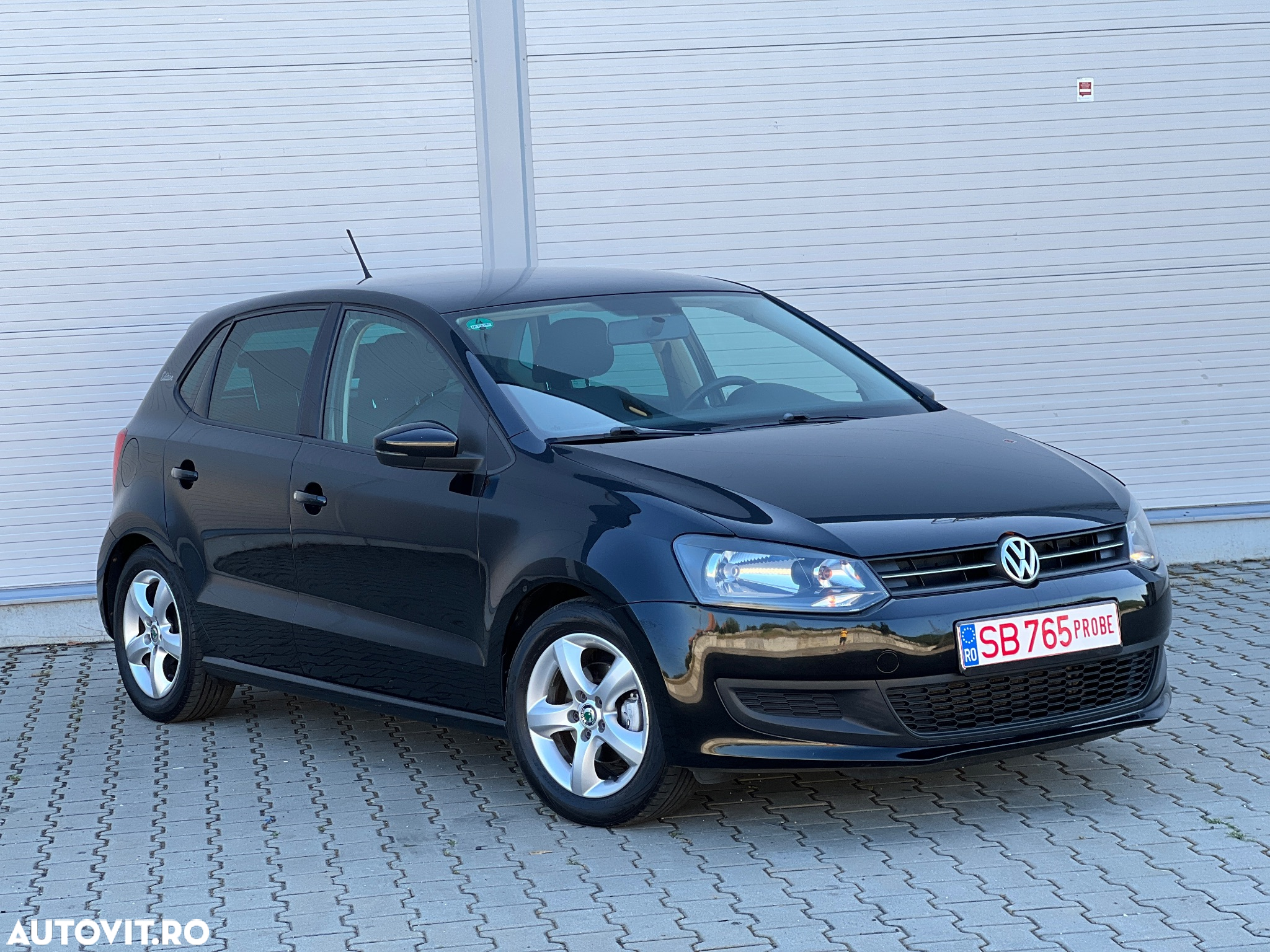 Volkswagen Polo 1.2 Tour Edition - 4