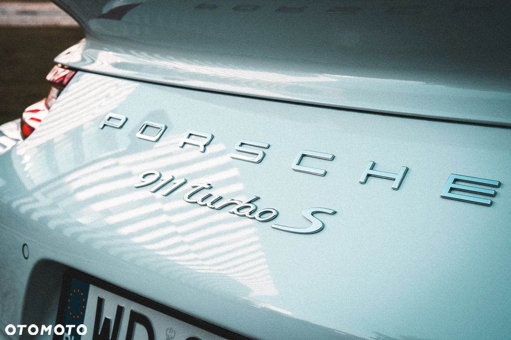 Porsche 911 - 9