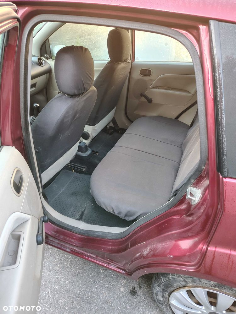 Ford Fiesta - 5