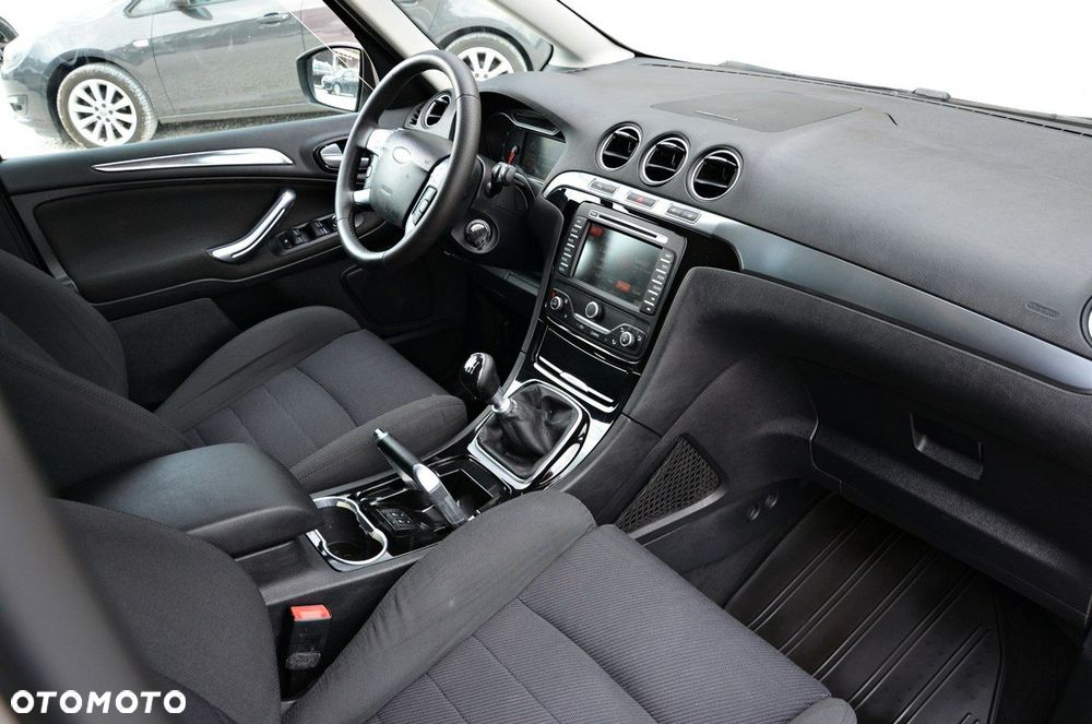 Ford Galaxy 2.0 TDCi Titanium - 38