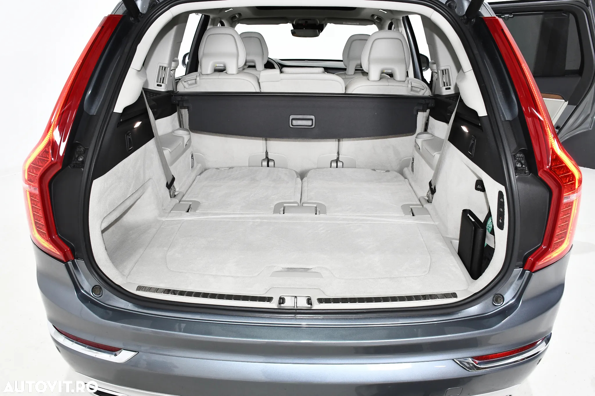 Volvo XC 90 T8 AWD Twin Engine Geartronic Inscription - 16