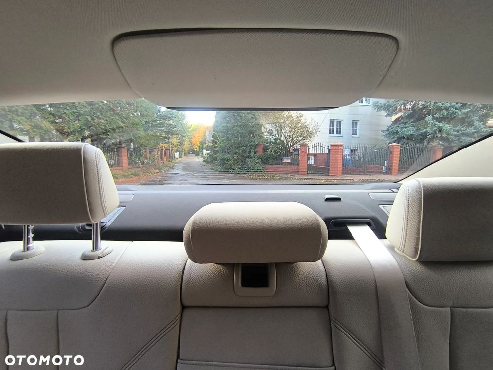 BMW Seria 5 530i xDrive - 37