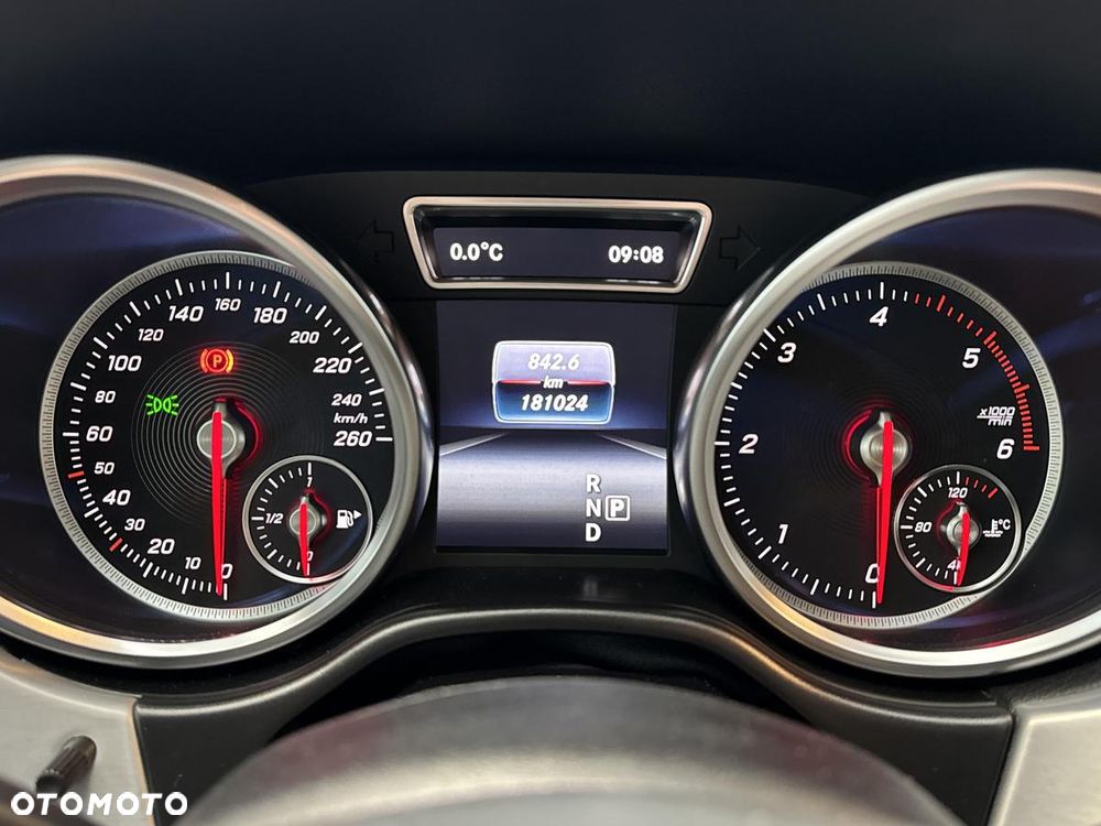 Mercedes-Benz GLE 250 d 4-Matic - 16