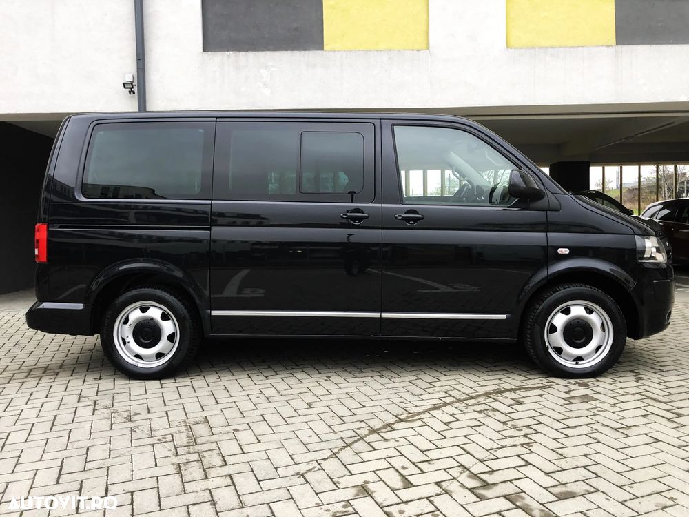Volkswagen Multivan - 32