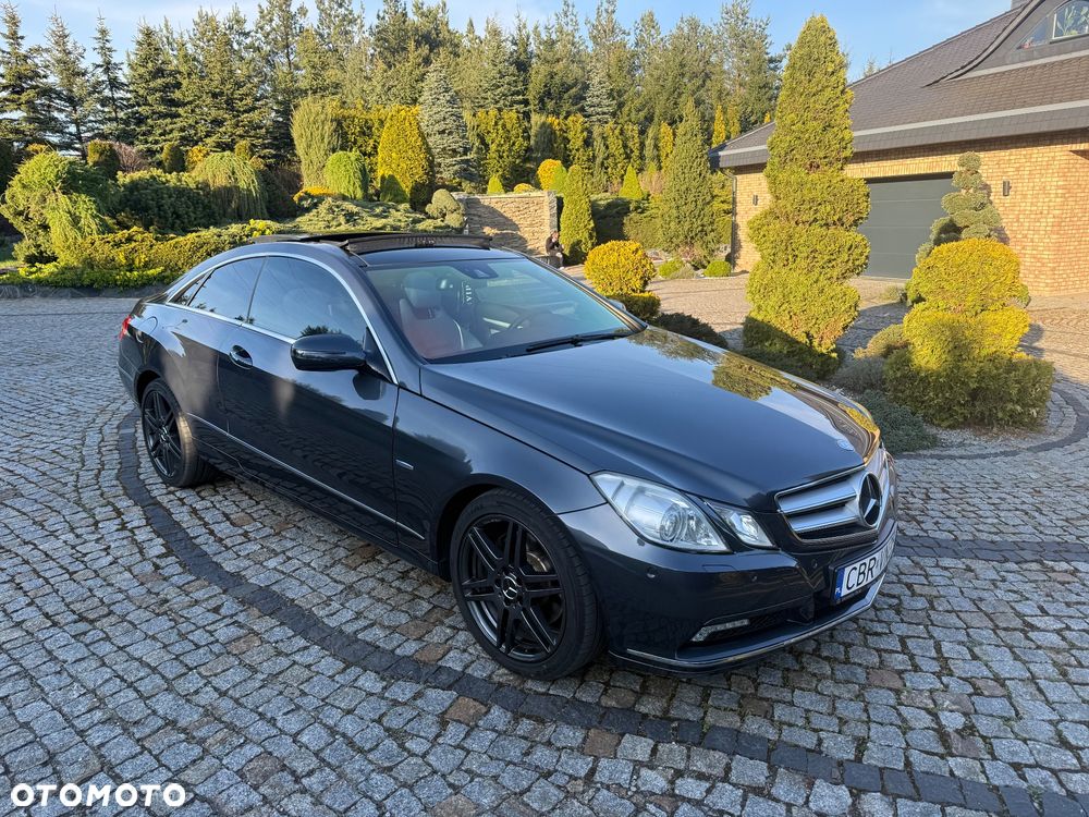 Mercedes-Benz Klasa E - 2